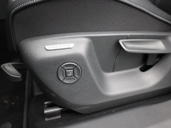 VOLKSWAGEN Tayron (2026) — foto 15 van 29