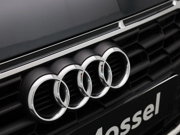 Audi A5 (2022) — foto 29 van 43