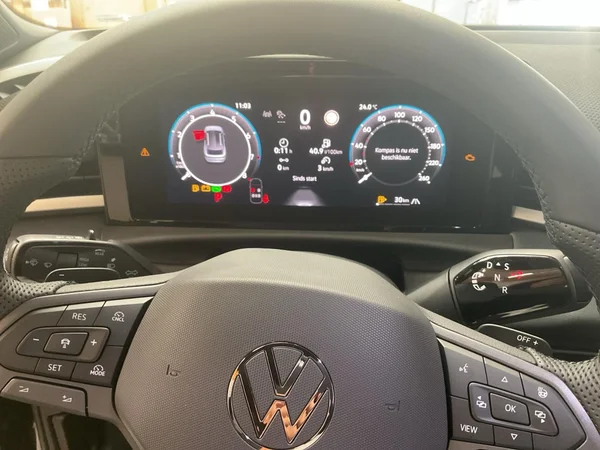 VOLKSWAGEN T-Roc (2026) — foto 6 van 23