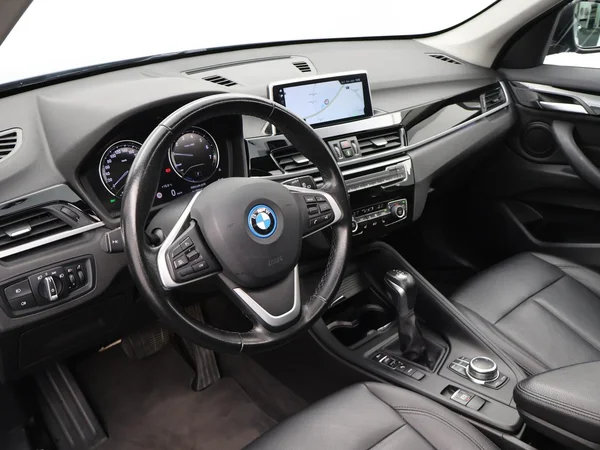 BMW X1 PHEV (F48 LCI) (2022) — foto 6 van 28