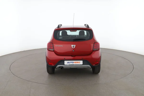Dacia Sandero (2017) — foto 11 van 16