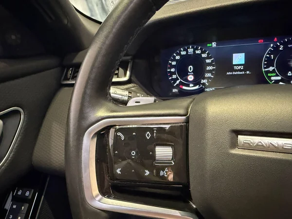 Land Rover Range Rover Velar (2021) — foto 4 van 28