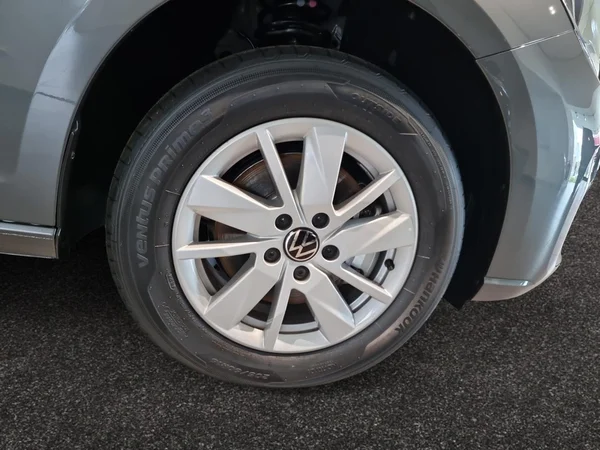 VOLKSWAGEN Caddy Maxi (2026) — foto 18 van 21