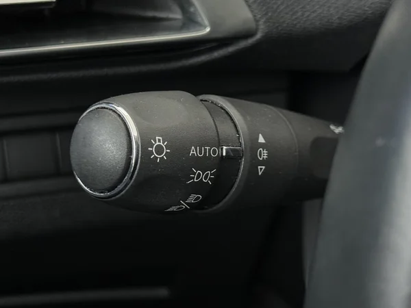 PEUGEOT 3008 (2022) — foto 16 van 30