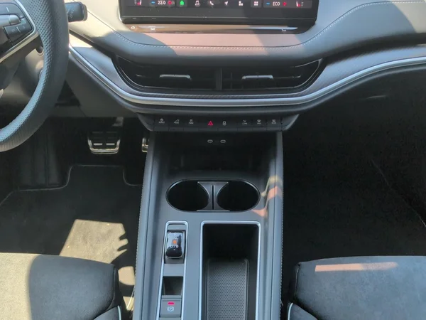 SKODA Enyaq (2026) — foto 3 van 24