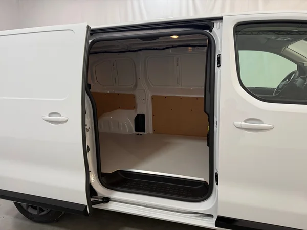 Citroen Jumpy (2026) — foto 18 van 28