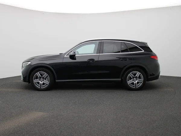 Mercedes-Benz GLC (2025) — foto 34 van 50