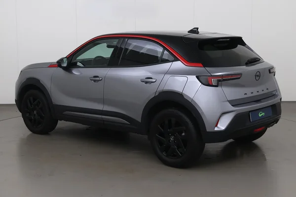 Opel Mokka (2022) — foto 10 van 16
