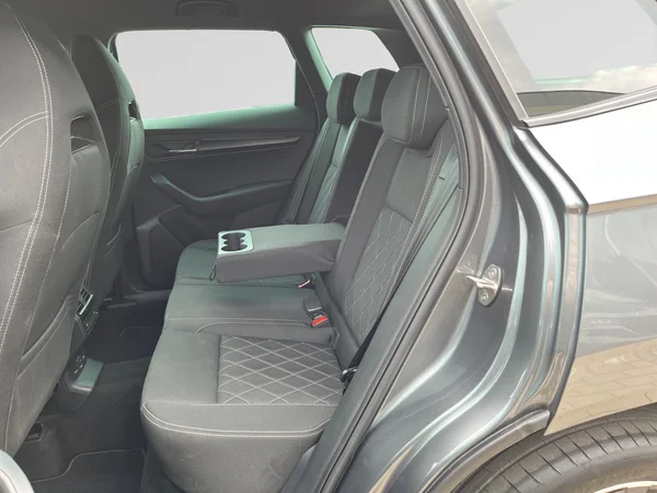 SKODA Karoq (2025) — foto 6 van 23