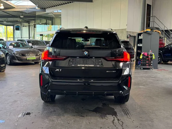 BMW X1 (2024) — foto 13 van 18