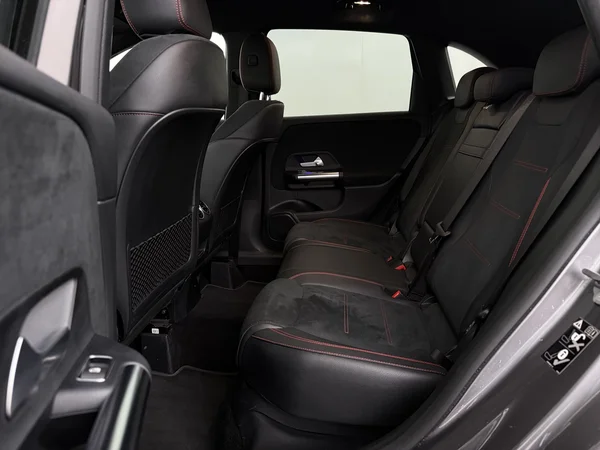 MERCEDES B 250 (2022) — foto 5 van 32