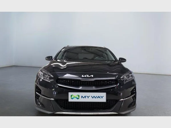 Kia XCEED (2022) — foto 12 van 33