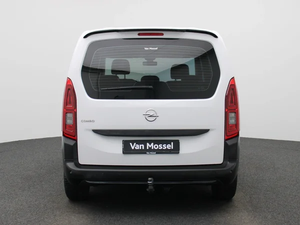 Opel Combo Life (2022) — foto 33 van 36