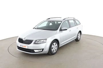 Skoda Octavia 00455721-4fcf-43c3-b059-6645cd03ab3f