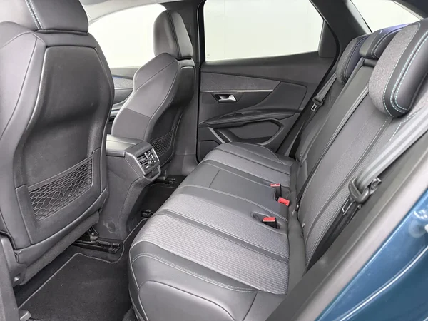 PEUGEOT 3008 (2022) — foto 13 van 27
