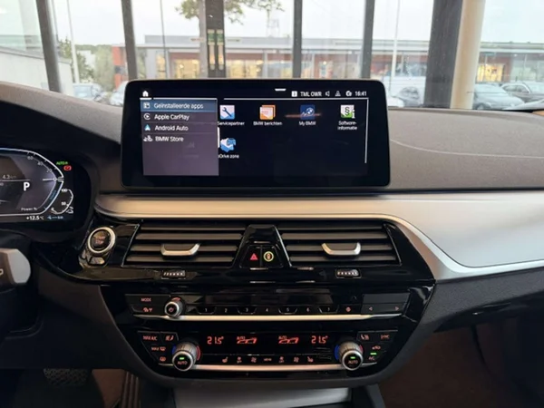 BMW 5 Serie (2022) — foto 7 van 25