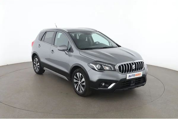Suzuki SX4 (2018) — foto 14 van 16