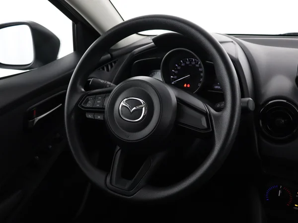 MAZDA 2 (2021) — foto 11 van 26