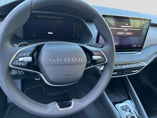 SKODA Octavia Combi (2025) — foto 9 van 24