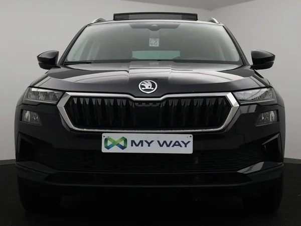 SKODA Karoq (2023) — foto 4 van 33