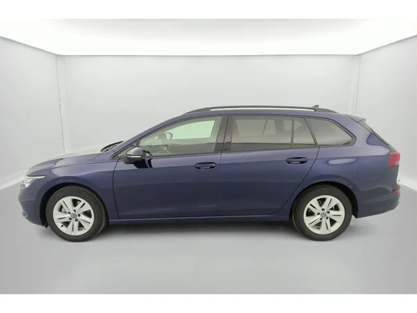 VOLKSWAGEN Golf VIII SW (2024) — foto 33 van 36