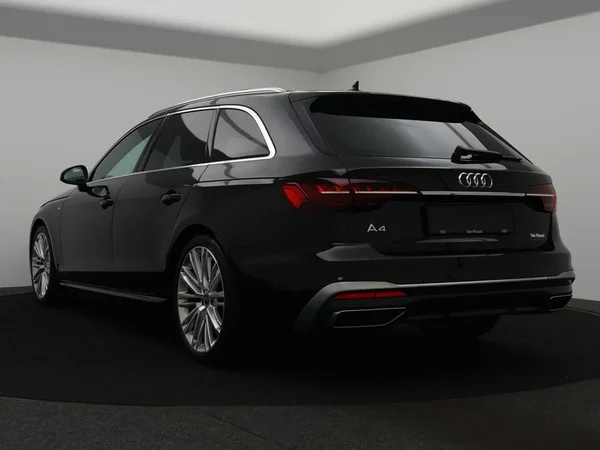 Audi A4 (2024) — foto 12 van 29