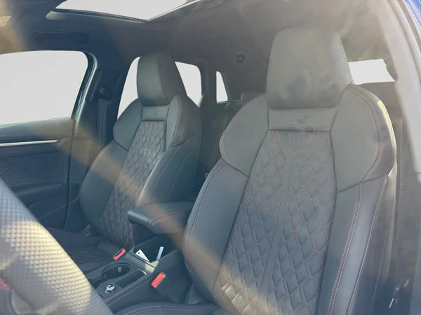 AUDI A3 Sportback (2025) — foto 15 van 16