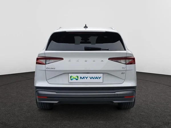 SKODA Enyaq (2024) — foto 14 van 19
