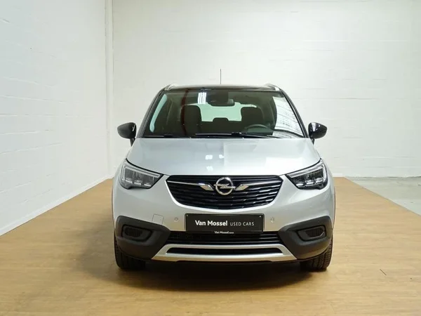Opel Crossland X (2017) — foto 11 van 18