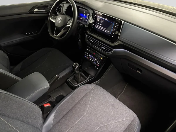 VOLKSWAGEN T-Cross (2024) — foto 13 van 15