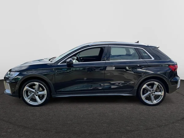 AUDI A3 Allstreet Dsl (2025) — foto 2 van 22