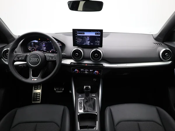 AUDI Q2 (2024) — foto 13 van 23