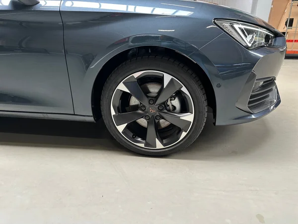 CUPRA Leon ST (2024) — foto 6 van 23
