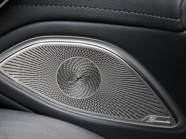 Mercedes-Benz EQS (2023) — foto 2 van 38