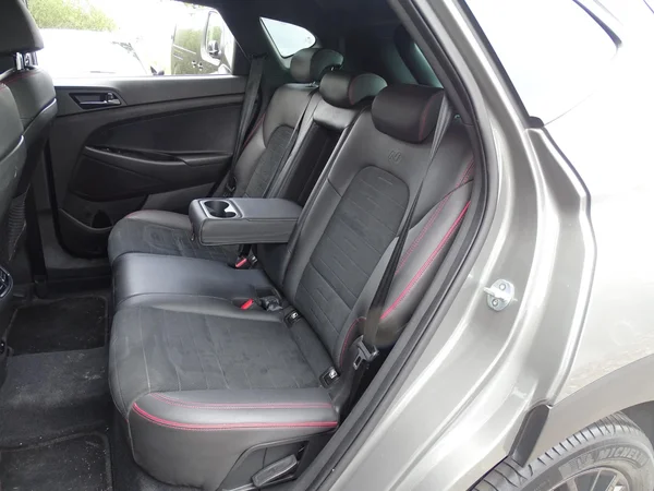 Hyundai Tucson (2020) — foto 9 van 28
