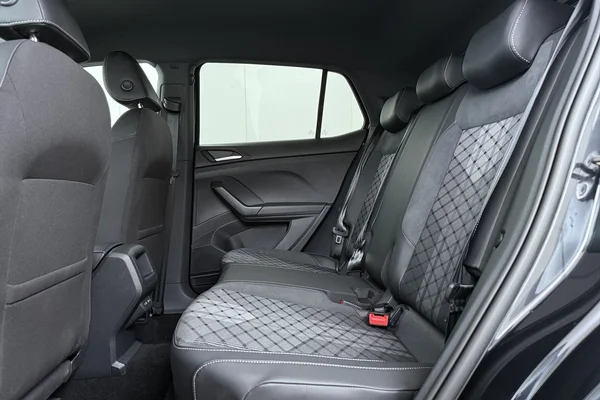 Volkswagen T-Cross (2025) — foto 20 van 21