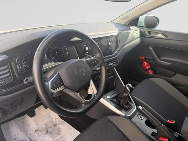 VOLKSWAGEN Taigo (2025) — foto 2 van 20