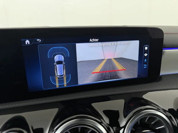 MERCEDES CLA 250 (2023) — foto 11 van 34