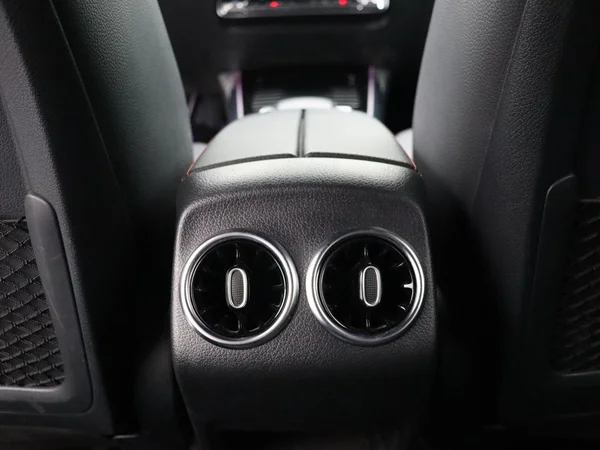 Mercedes-Benz B-Klasse (2021) — foto 8 van 24