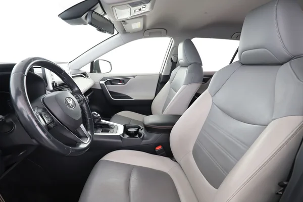 Toyota RAV4 (2019) — foto 16 van 16
