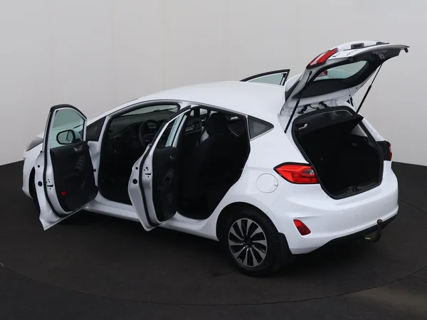FORD Fiesta (2022) — foto 27 van 28
