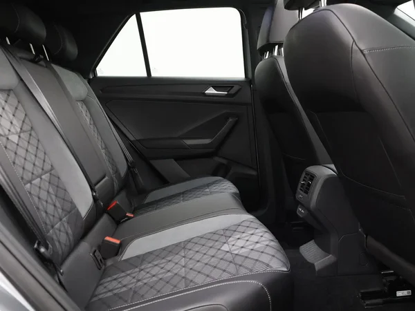 Volkswagen T-Roc (2025) — foto 11 van 28