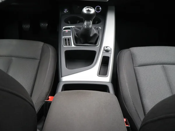 AUDI A4 (2020) — foto 6 van 25