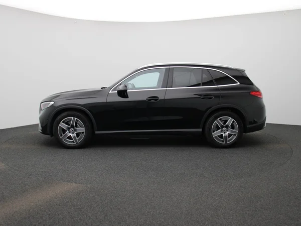 Mercedes-Benz GLC (2025) — foto 34 van 50