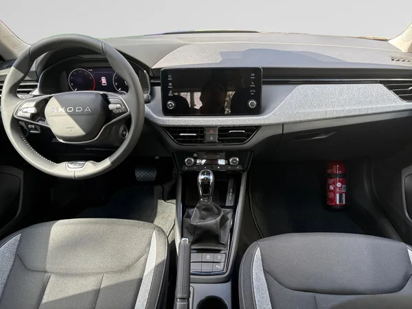 SKODA Kamiq (2026) — foto 2 van 24