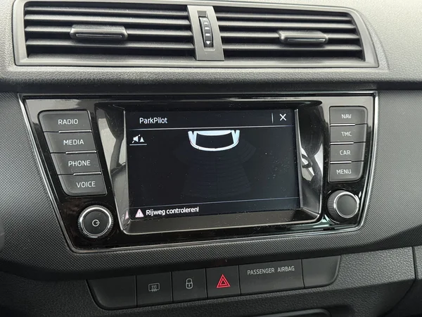 SKODA Fabia (2021) — foto 11 van 25