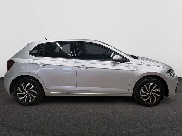 VOLKSWAGEN Polo (2025) — foto 4 van 22