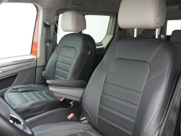 VOLKSWAGEN California T7 Dsl (2025) — foto 40 van 40