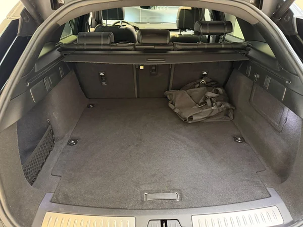 Land Rover Range Rover Velar (2021) — foto 27 van 28