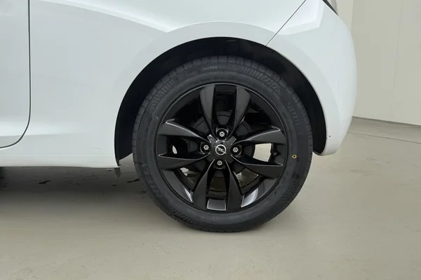 Opel Adam (2019) — foto 16 van 19